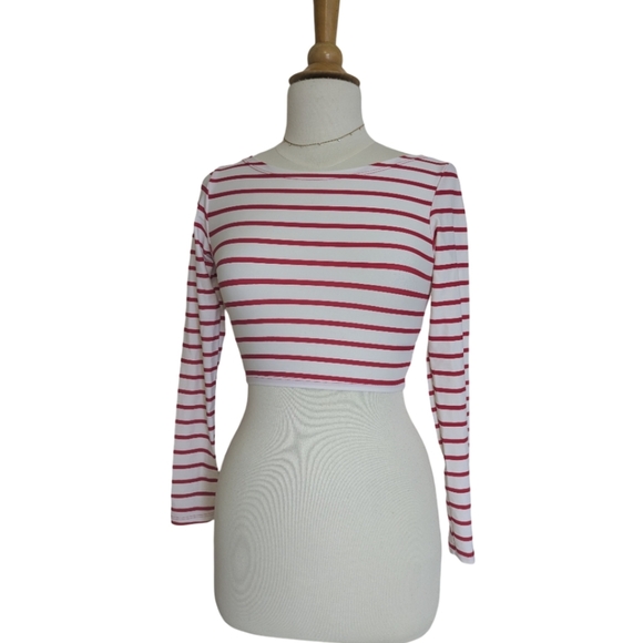 Quinstoul Crop Rashguard Red & White Striped Long Sleeve Size XS - Picture 3 of 8